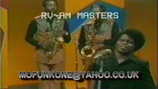 JAMES BROWN, BOBBY BYRD &amp; THE J.B.&#39;S - GET INVOLVED/SOUL POWER.LIVE TV PERFORMANCE 1971