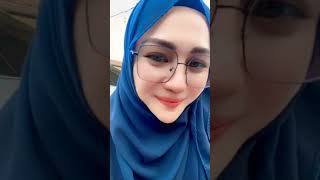 Hijab Cantik | Semok Gunung Gede #viral #tiktok #shorts