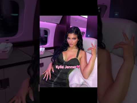 Video: Kim Kardashian Je Razkrila Resnico O Svoji Plastični Operaciji
