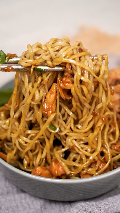 Yamien Abang Ade 😋👌🏻 #adekoerniawan #resepmie