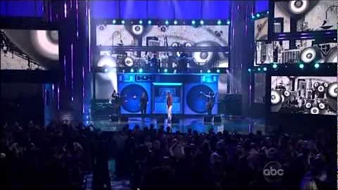Maroon 5 feat. Gym Class Heroes - Moves Like Jagger / Stereo Hearts (American Music Awards 2011)