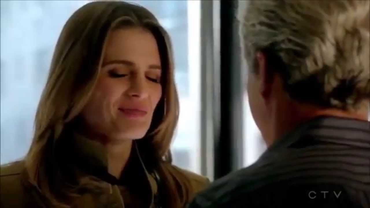 Castle is Mega-jealous Whenever KB Flips Her Hair