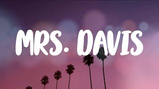 Gucci Mane - Mrs. Davis (Lyric Video)