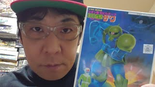 せっかくだから俺はこの赤いモビルスーツをつくるぜっ！