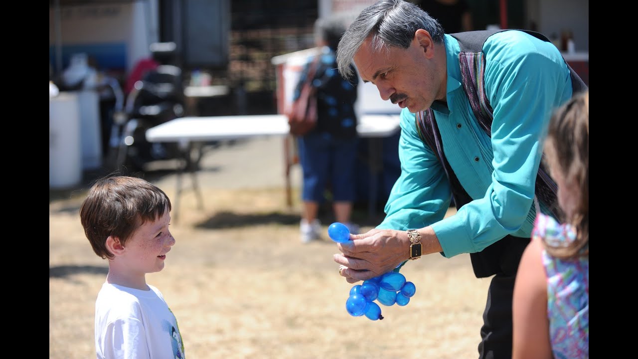 The Amazing Larmay Performs at the Coos County Fair