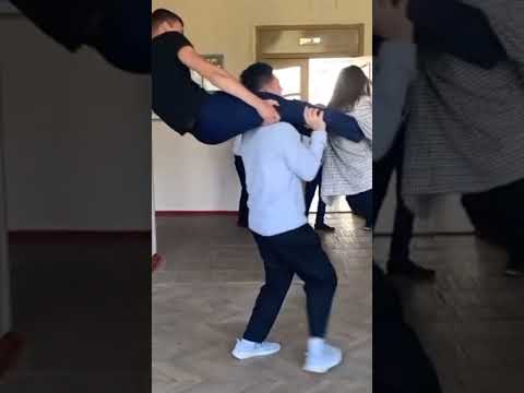 сними с одноклассниками