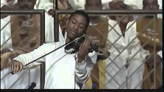 Violinist Daniel Davis aka 