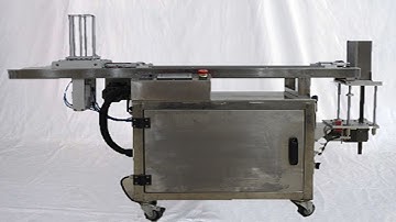 Cards sheet feeding conveyor system linear feeder testing run for Malaysian customers 出口東南亞直線式喂卡機器