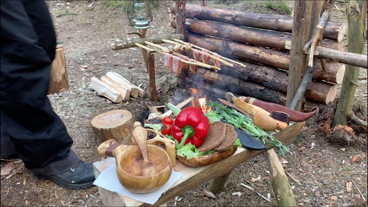 Outdoor cooking and bushcraft workshops