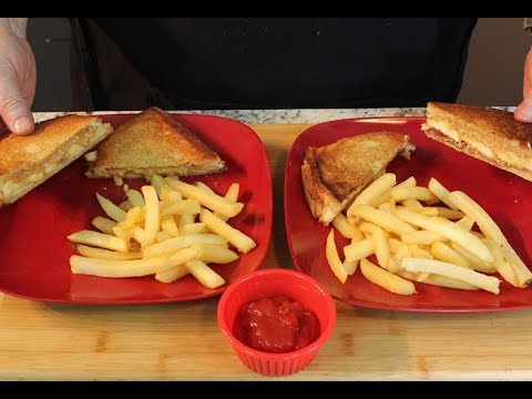 Elvis Presley's (Fried Peanut Butter and Banana Sandwich)