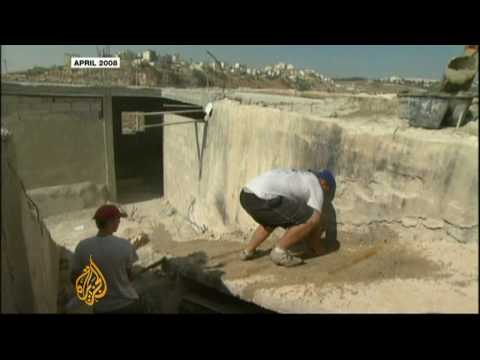 International activists help rebuild Palestinian h...