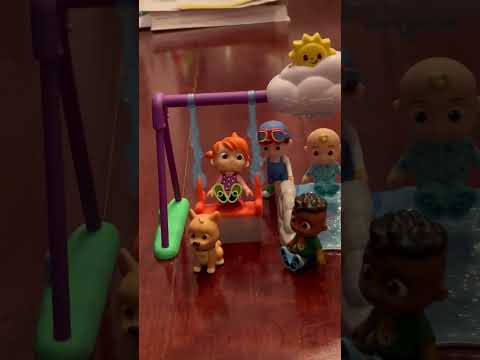 SUNNY SPLASH SWING