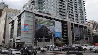 Funny Banner Ad by AIG on side of building screenshot 4