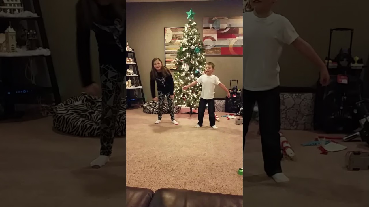 Brother & Sister whip & nae nae with a fart during the dance - YouTube