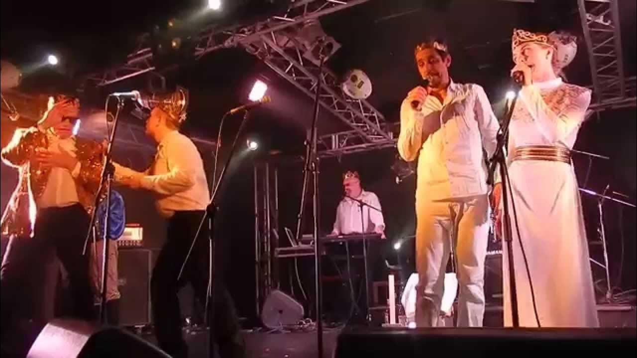 Подшиток ном. Группа ном. Ном 7 процентов. Семь процентов ном клип. Ном город клип.