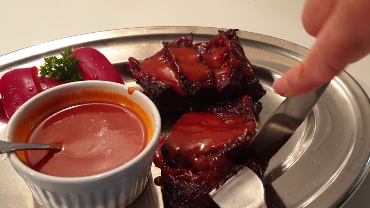Teleća rebra iz pečnice/Kalbsrippchen aus dem Ofen/Veal ribs from the ...