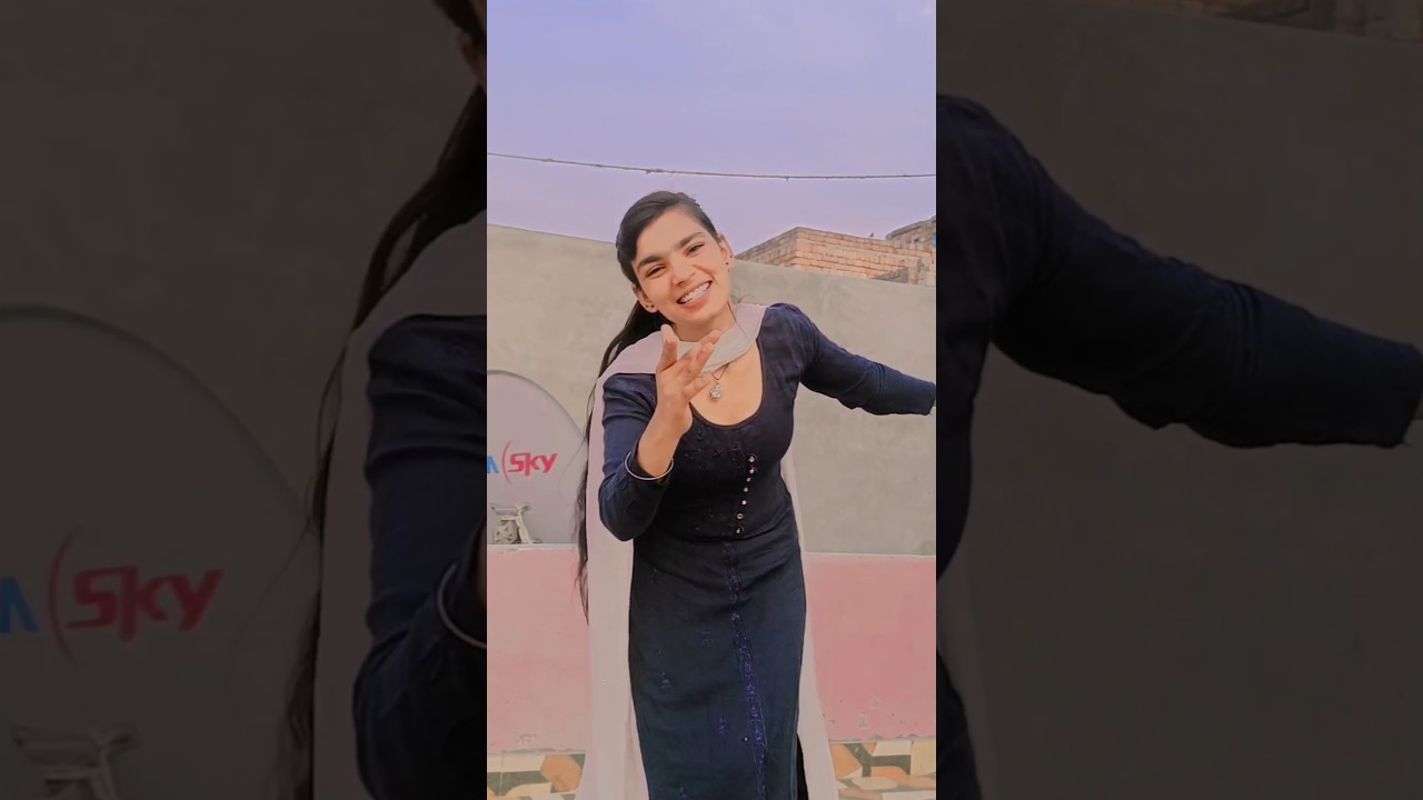 kamar Teri left right hale😍