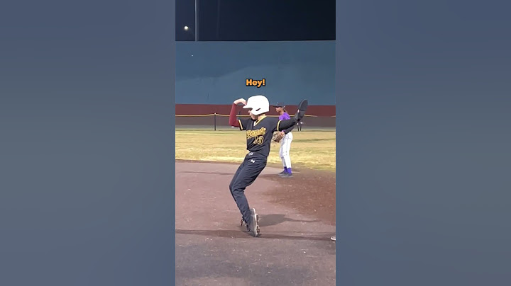 Coach did him dirty 😂⚾