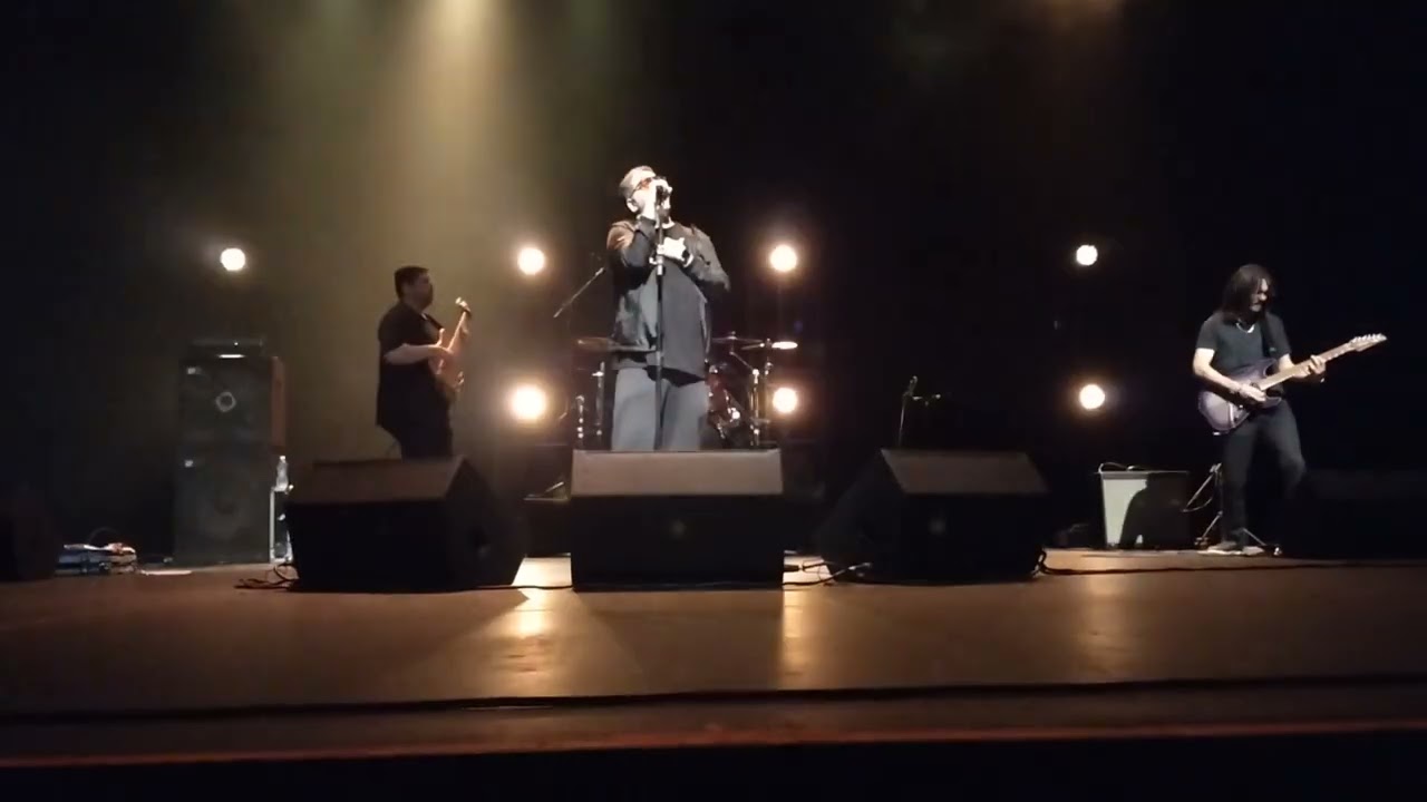 Banda Catedral Galhos Secos ao vivo em Natal/RN - 10/04/2022 Ozielzinho na Guitarra!