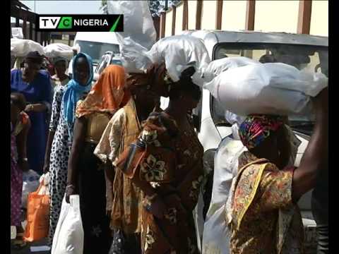 Image result for Bola Tinubu Foundation distributes food items