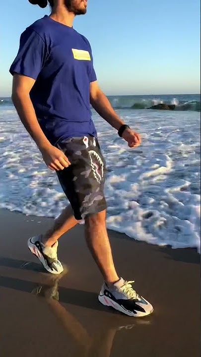 WAVE RUNNERS!!! - YouTube