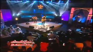 Video thumbnail of "Azlan & The Typewriter (KepadaMu Kekasih) @ Akustika Ramadhan 2013"