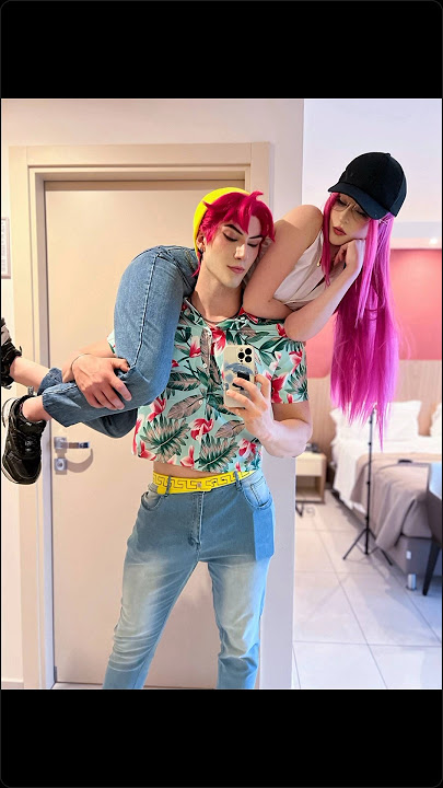 Mira X Abby Cosplay in Real Life #kpopdemonhunters #kpop