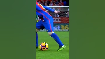 Why defenders Can’t Stop Messi? Watch This! #shorts #messi