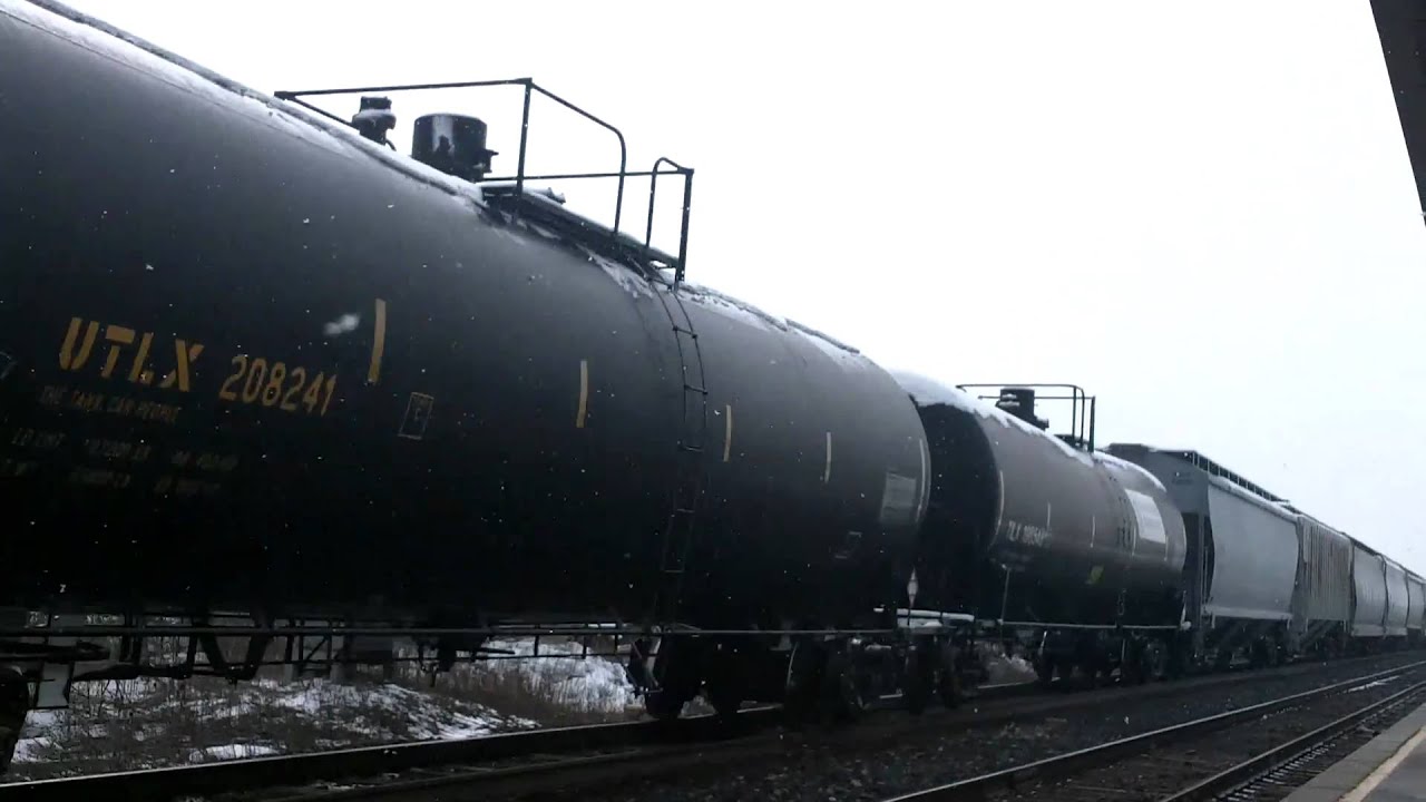 CP 255 EB at lisgar [ ground shot ] CP 8752 & 8763 with awsome crew and ...