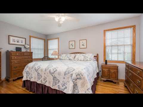 14 Pickwick Dr, Hicksville, NY home video tour