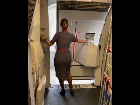 Видео: Как да изберем най-добрата седалка в самолета