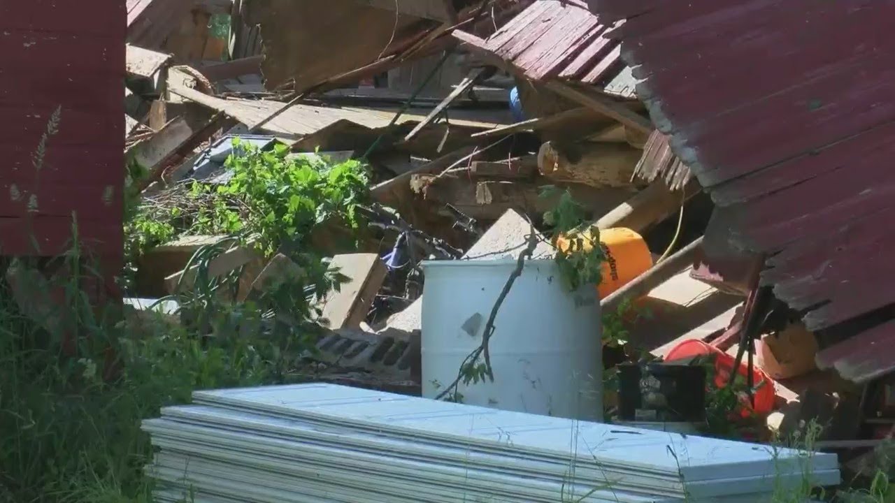 Tornado reported in Seymour on June 15 YouTube