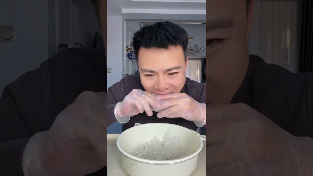 #Balloon sponge ice#Ice Eating expert#I want to be on the hot list