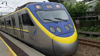 7502次E304單電頭+特殊次迴CK124蒸氣火車特殊蒸氣火車貨列在瑞芳站內調車,和2164B次經由宜蘭線迴送侯硐的EMU801車王+EMU802微笑號區間車