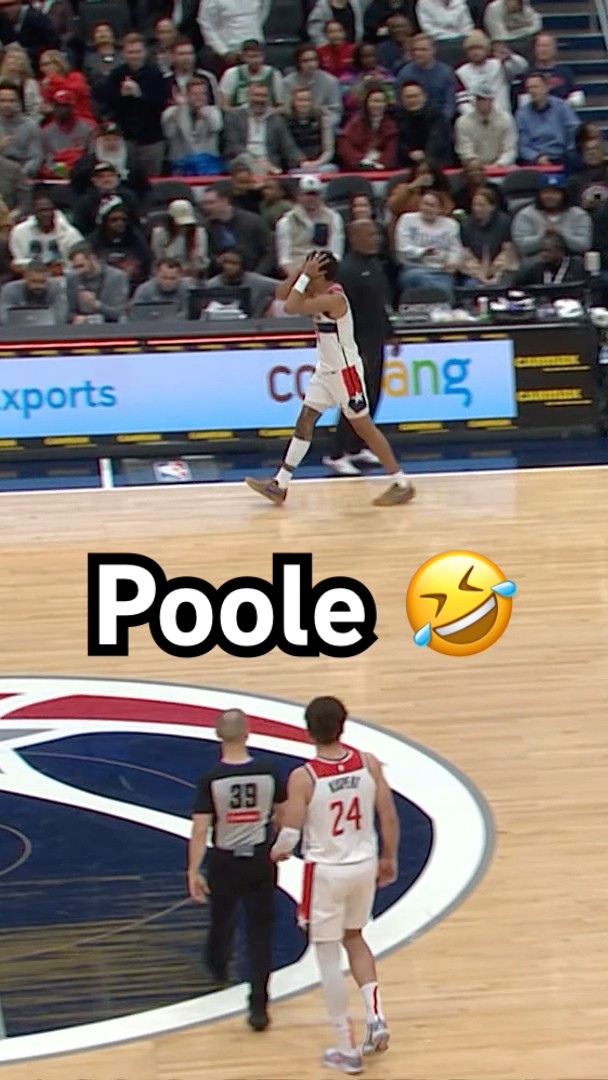 Poole beats the buzzer and he can’t believe it! ?