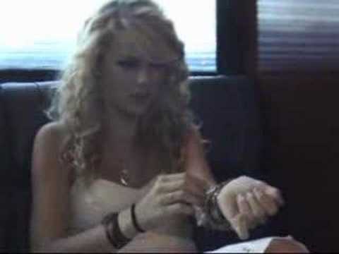 US99.5 Taylor Swift Interview