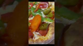 BAŁEM SIĘ ZAMÓWIĆ OSTRĄ PIZZĘ, PODOBNO WYPALA TWARZ
