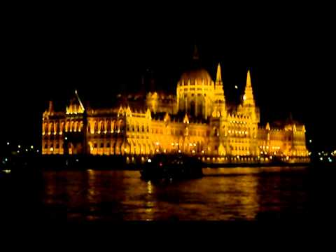 Video: Watter Amerikaanse stede vlieg direk na Boedapest?