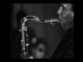 Capture de la vidéo Interview: Wayne Shorter - From 'Possibilities' (2005)