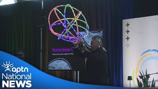 Download lagu Hip hop and hoop dancing: How Notorious Cree blends two important worlds of dance | APTN News