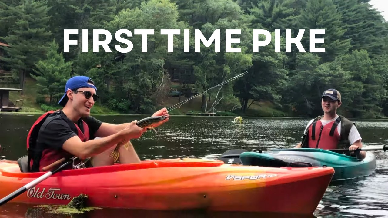Fishing and Adventuring in Wisconsin Dells! Catching Pike, Eating Pizza, and Being Goofy 