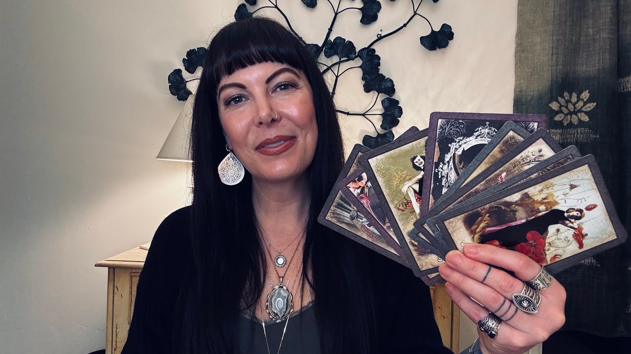 SECRET ADMIRER🤩💓Is Working Up The COURAGE To Contact You🤗 - Timeless Detailed Reading❤️