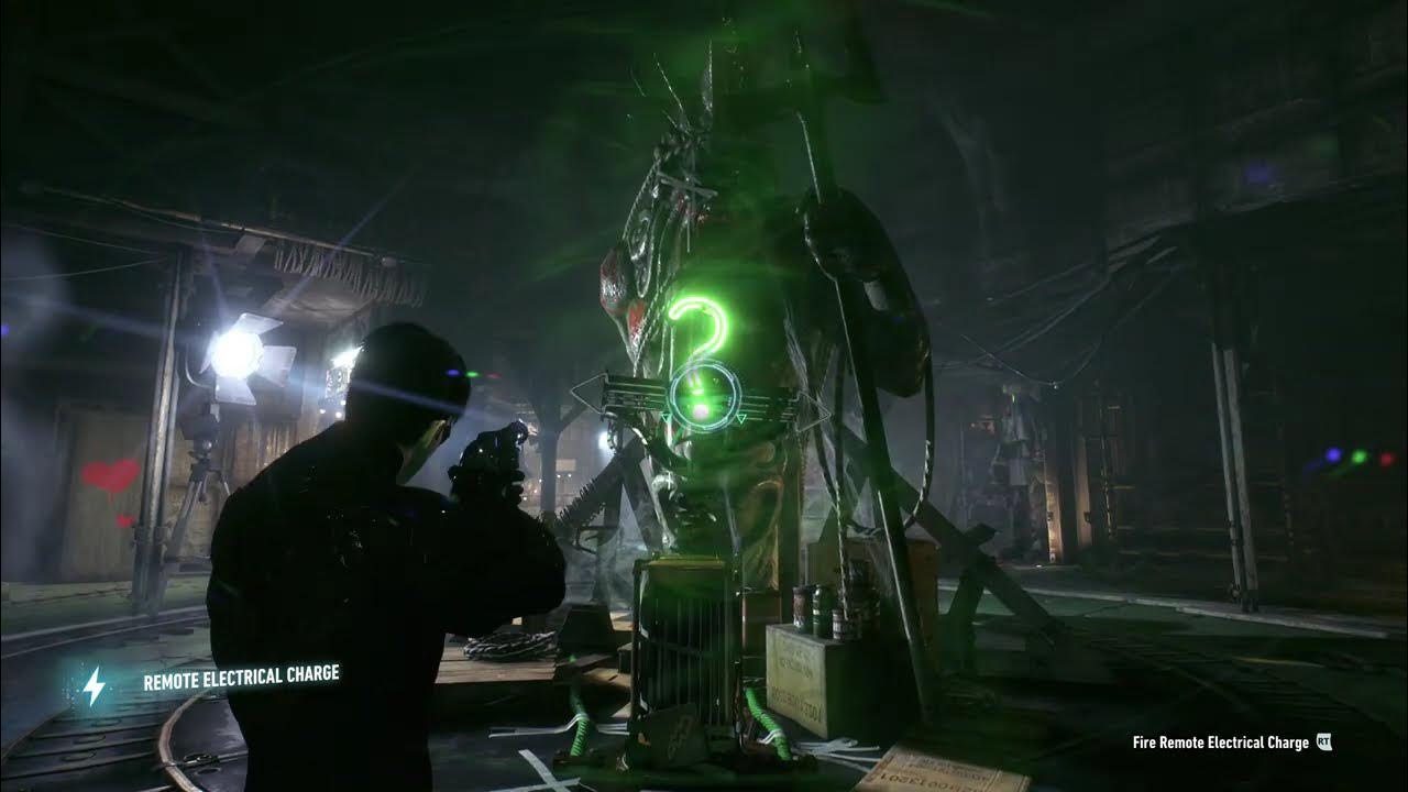 Batman: Arkham Knight - Panessa Studios (Backstage) (Riddler Trophies