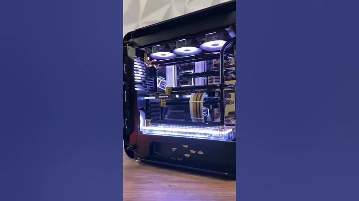 Custom water cooling loop and custom cut plexiglass | Gaming pc