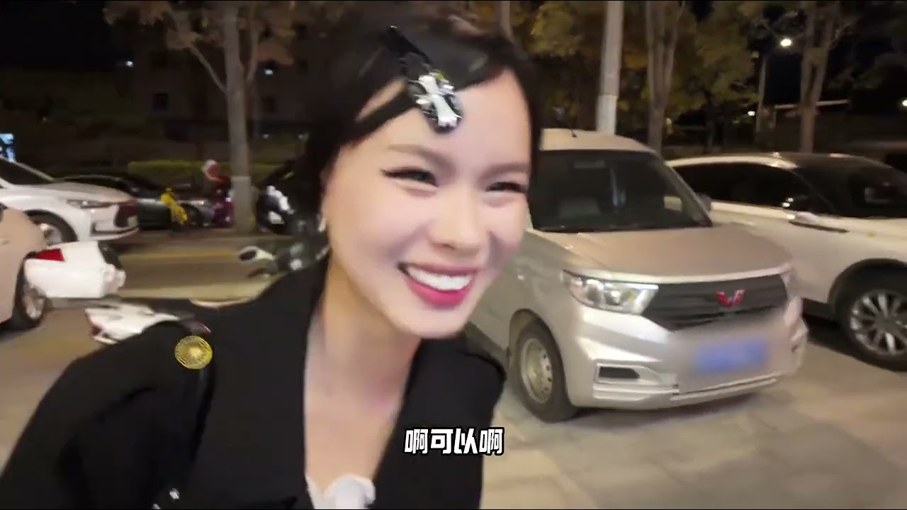 找个地陪小姐姐带我玩差点以为被坑了！低开高走的一天找个地陪小姐姐带我玩差点以为被坑了低开高走的一天 地陪北京旅游糖糖假期在拍一种很新的vlog 青年创作者成长计划