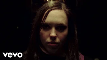 Soccer Mommy - Bones (Official Music Video)