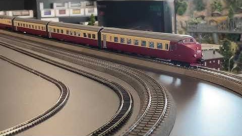 Trix 22976 RAm TEE Edelweiss rolling first round at HMC Athens.