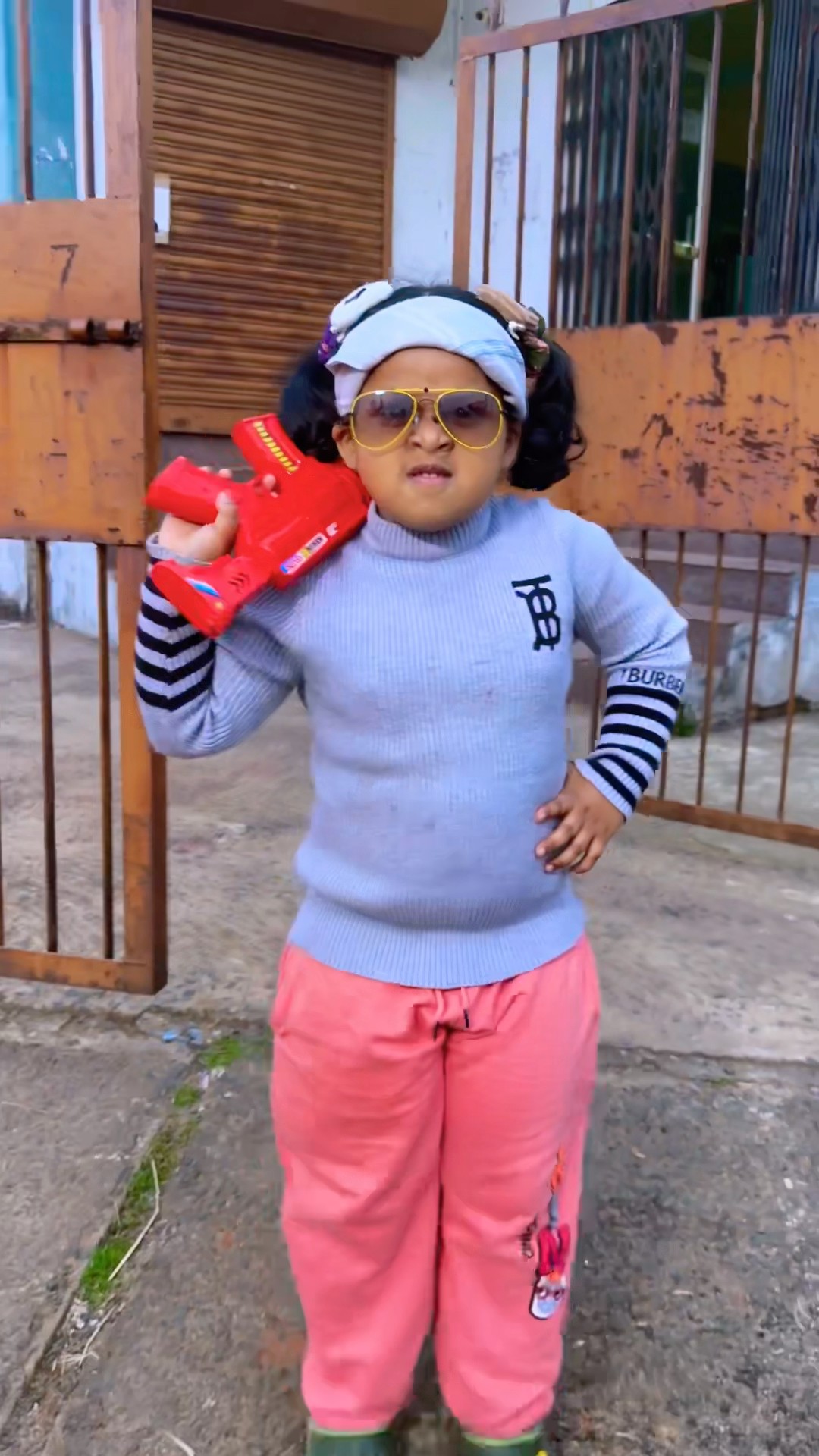 Misti Ne Badmash Bhooto Ko Bhaga Diya ??? #mistihappylifestyle #shorts #viral #funny