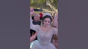 اعمل لايك علشان العروسه هتعمر المايك 