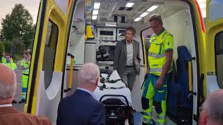Gemeenten Ravels en Baarle Hertog nemen nieuw ambulance voertuig in gebruik